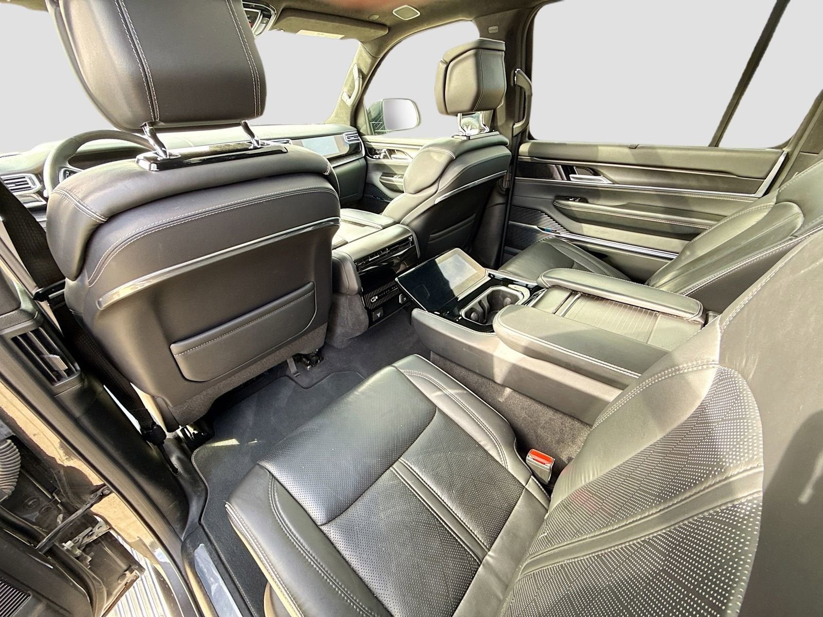 2024 Jeep Grand Wagoneer L Series II