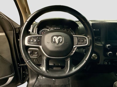 2020 RAM 1500 Big Horn Crew Cab 4x4 5'7" Box