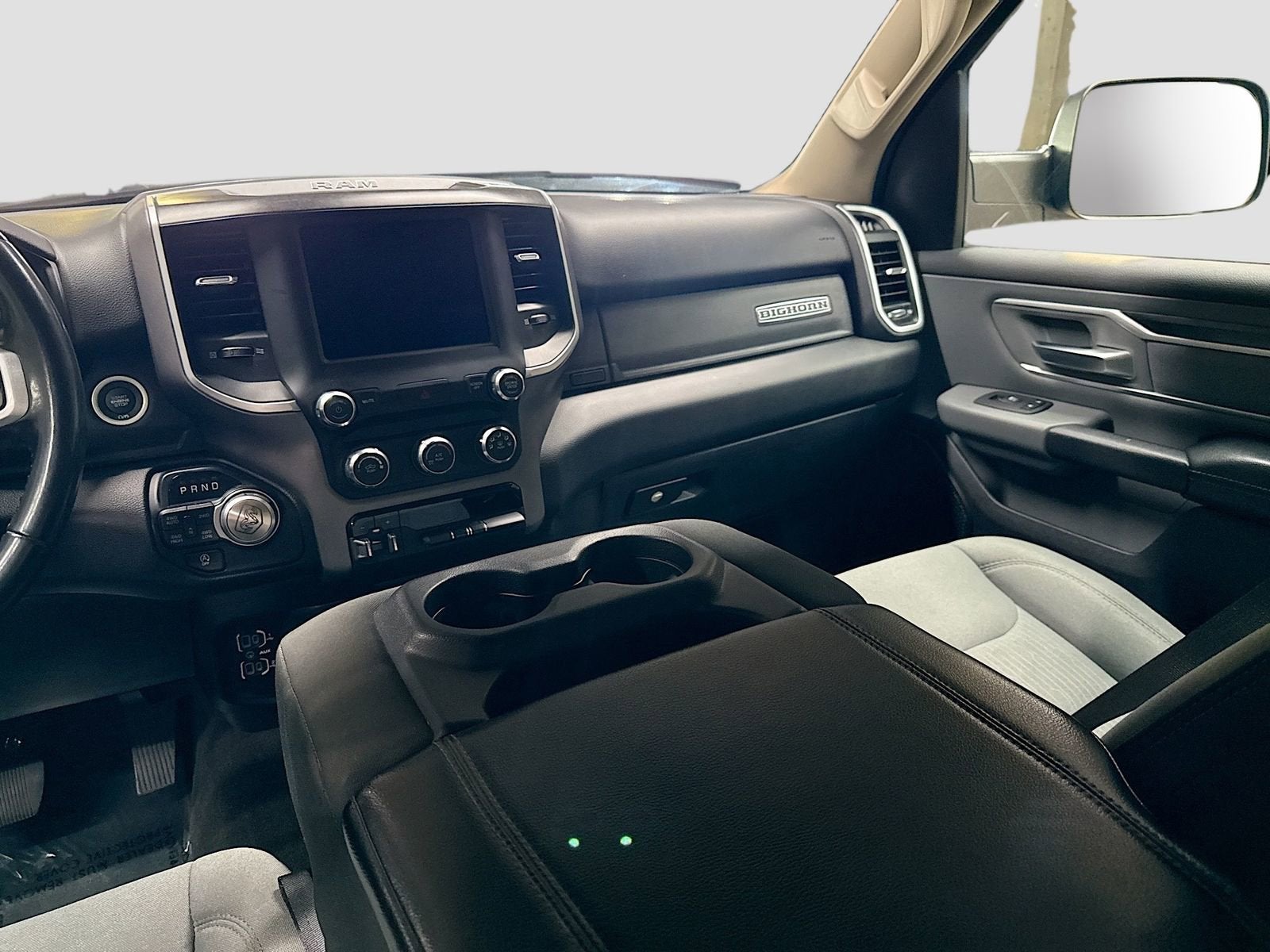 2020 RAM 1500 Big Horn Crew Cab 4x4 5'7" Box