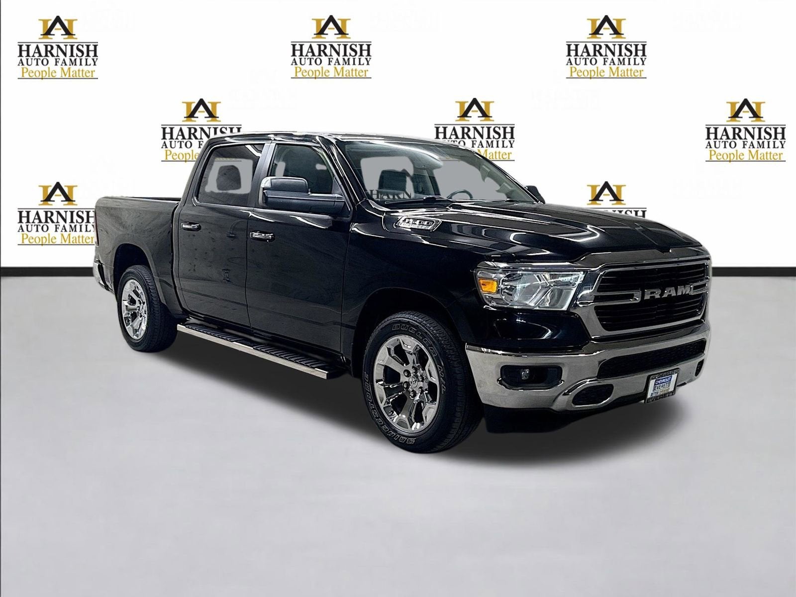 2020 RAM 1500 Big Horn Crew Cab 4x4 5'7" Box