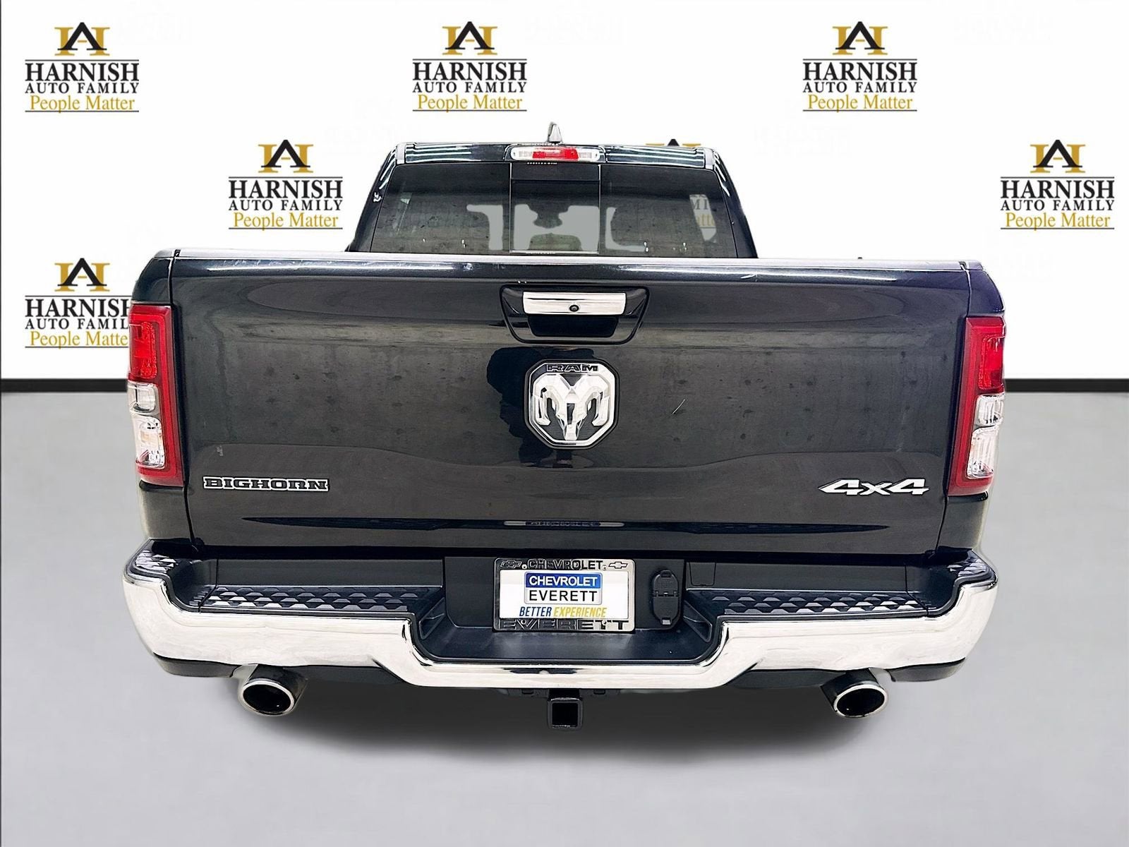 2020 RAM 1500 Big Horn Crew Cab 4x4 5'7" Box