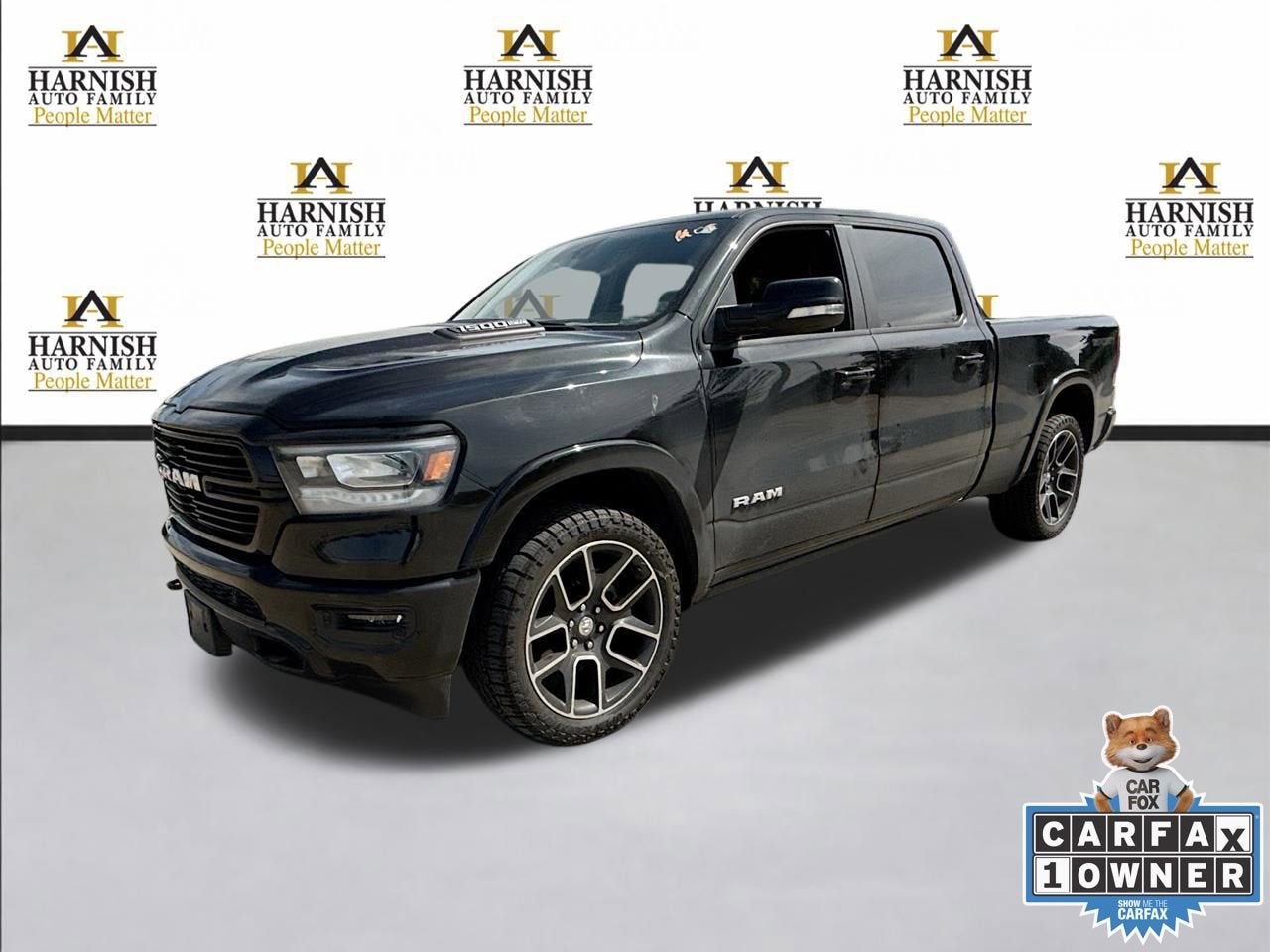 2020 RAM 1500 Laramie Crew Cab 4x4 6'4" Box