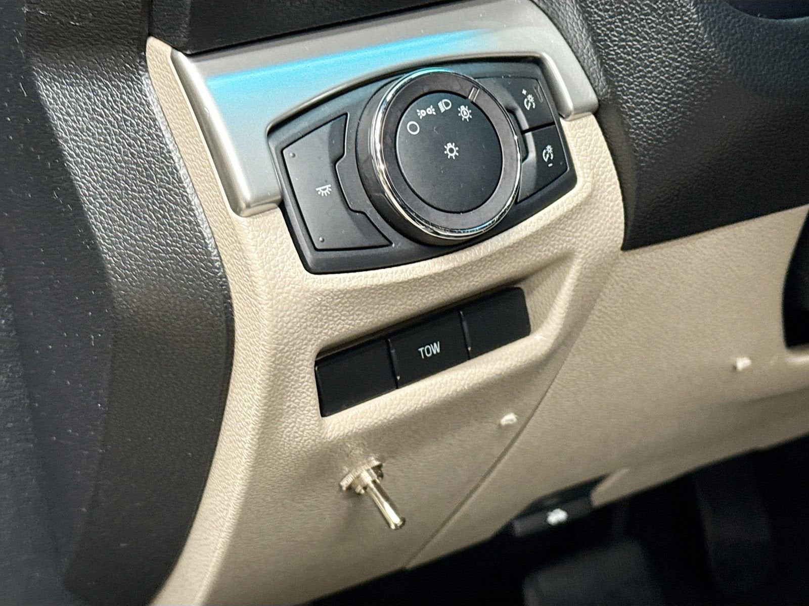 2019 Ford Explorer Base