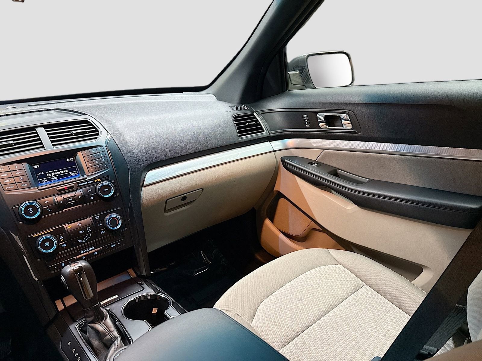 2019 Ford Explorer Base