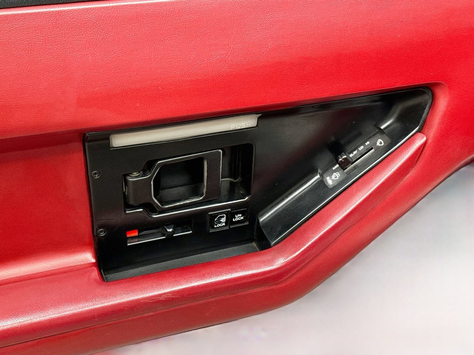1985 Chevrolet Corvette 2dr Hatchback Coupe