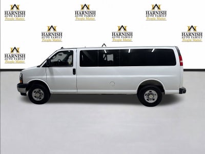 2025 Chevrolet Express Passenger 1LT