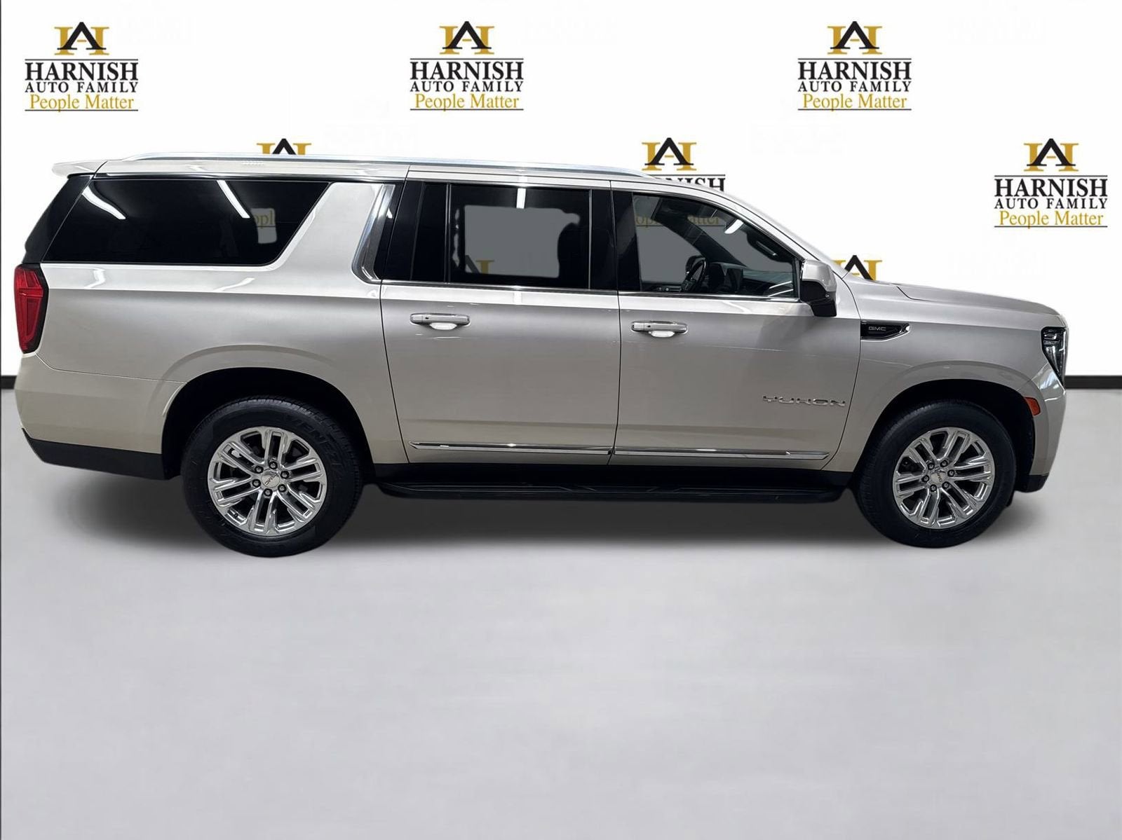 2021 GMC Yukon XL SLT