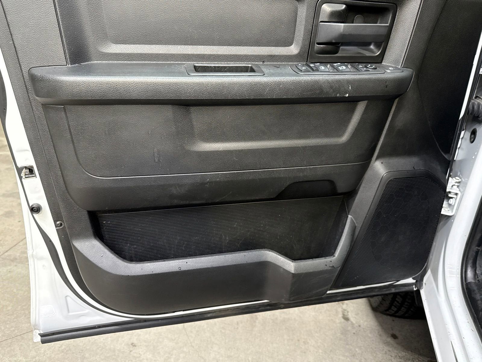 2021 RAM 3500 Tradesman Crew Cab 4x4 8' Box