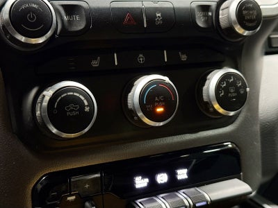 2023 RAM 3500 Big Horn Crew Cab 4x4 8' Box