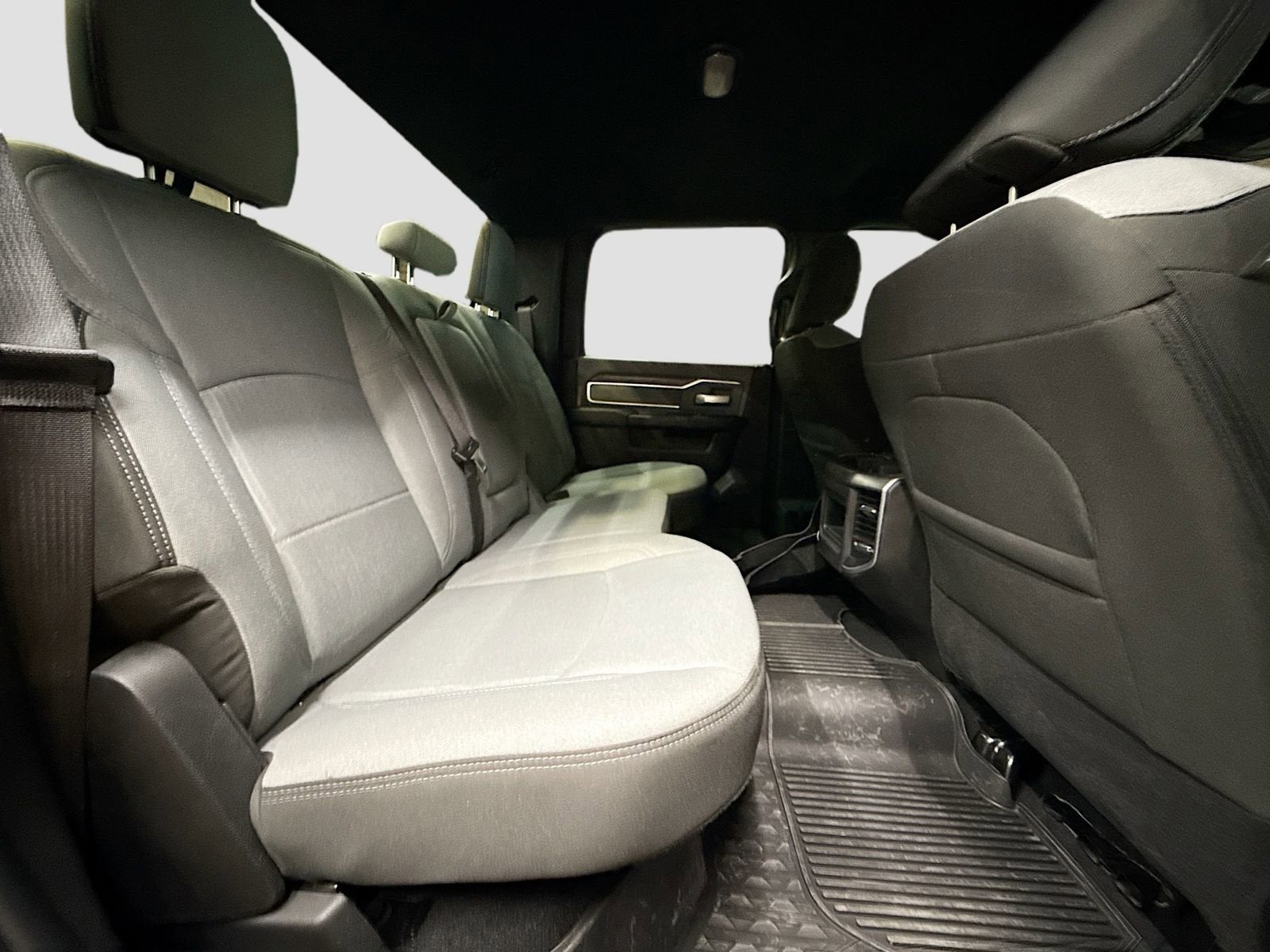 2023 RAM 3500 Big Horn Crew Cab 4x4 8' Box