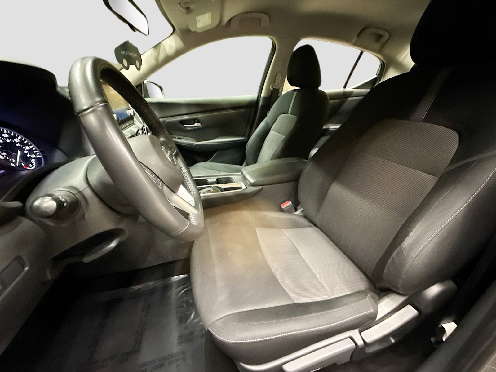 2022 Nissan Sentra SV Xtronic CVT