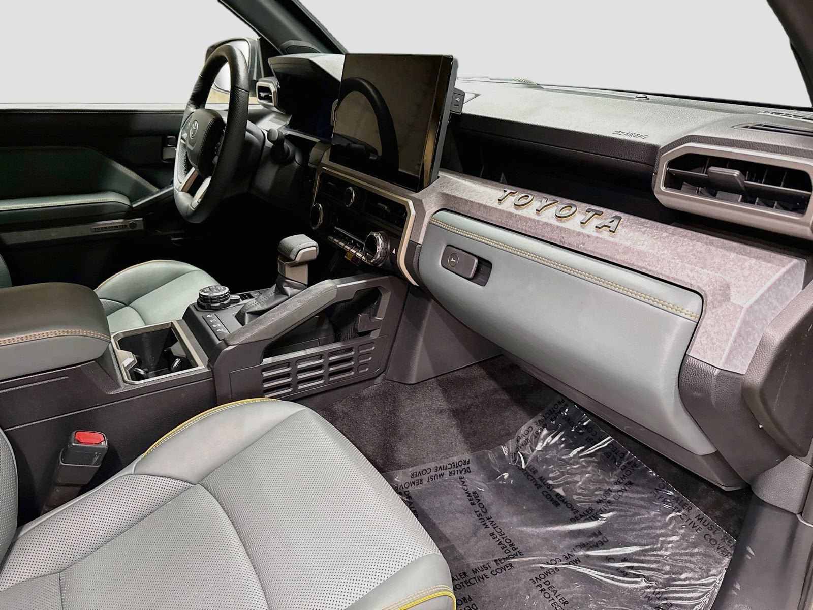 2025 Toyota Tacoma Hybrid Trailhunter