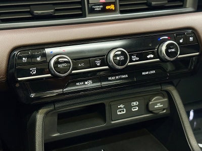 2023 Honda Pilot AWD Elite