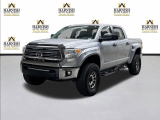 2017 Toyota Tundra SR5 5.7L V8