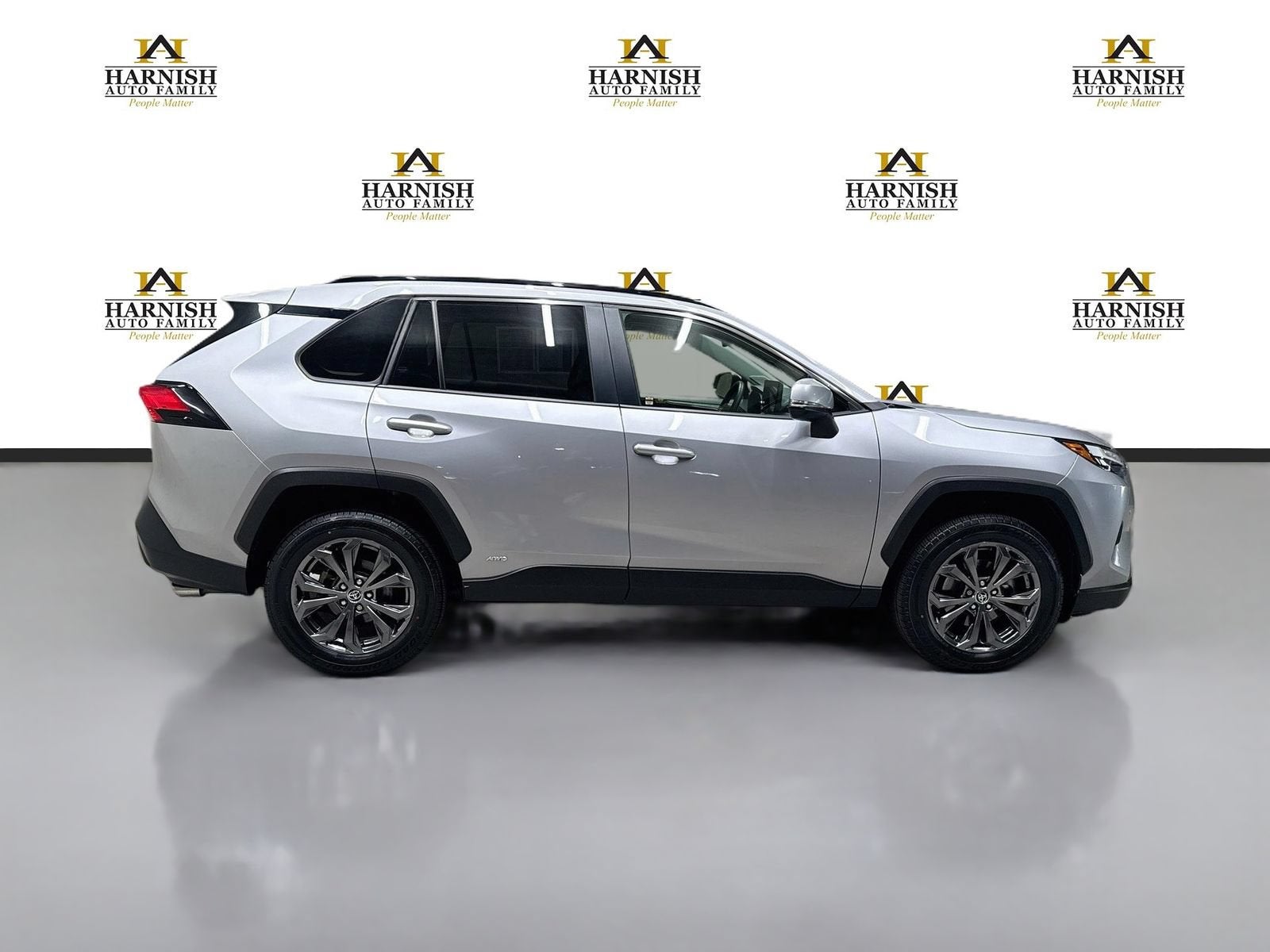 2023 Toyota RAV4 Hybrid XLE Premium