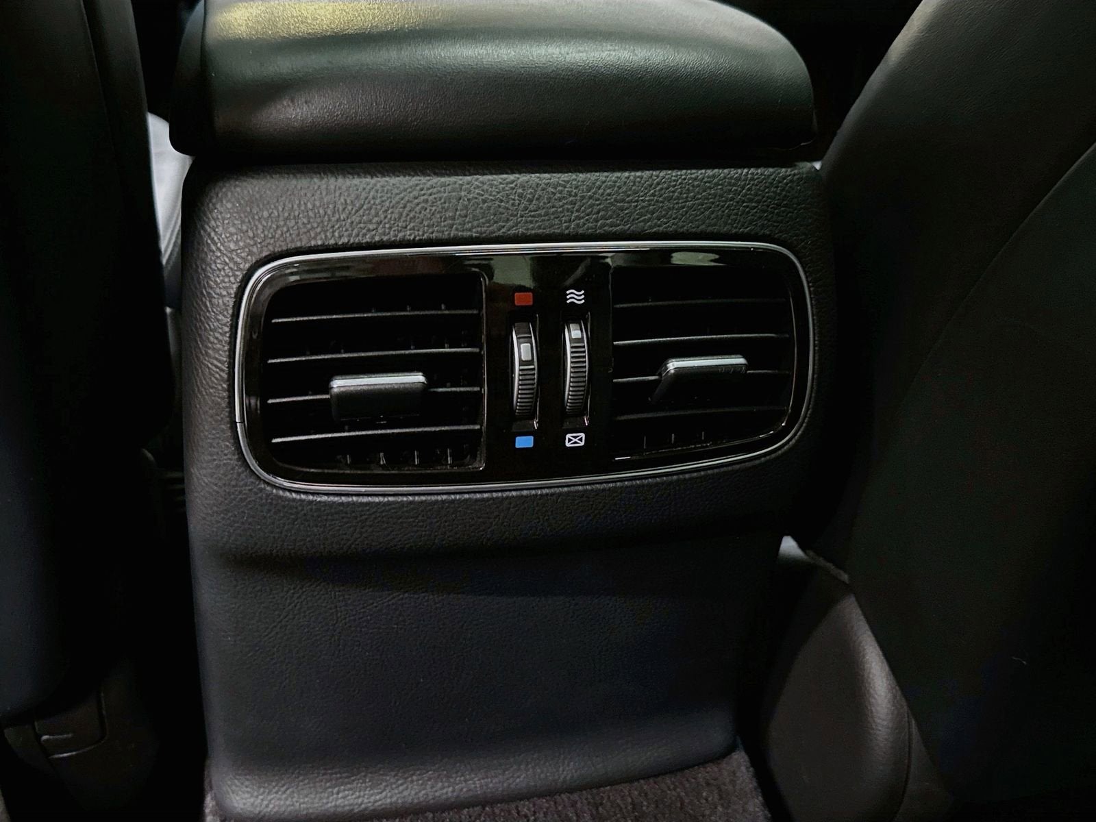 2012 Hyundai Genesis 3.8