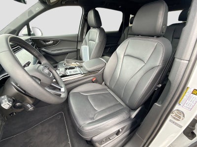 2025 Audi Q7 Premium Plus