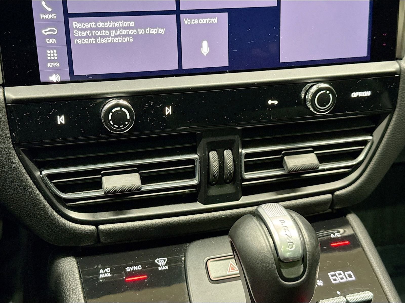 2024 Porsche Macan AWD