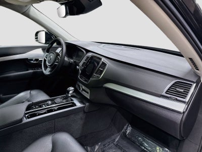 2018 Volvo XC90 T5 Momentum