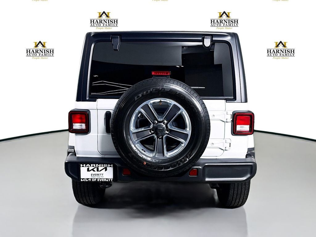 2022 Jeep Wrangler Unlimited Sahara