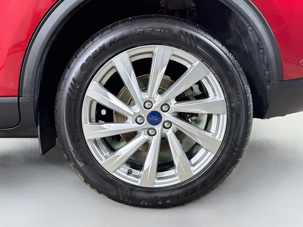 2022 Ford Escape Titanium