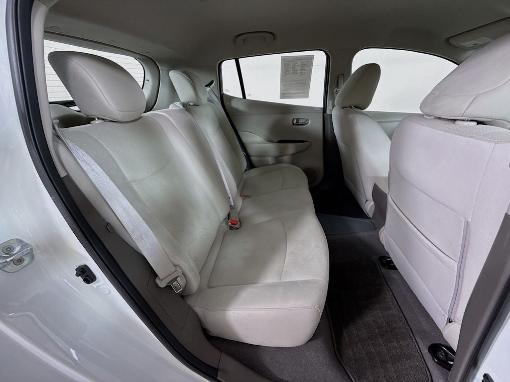 2015 Nissan Leaf SV