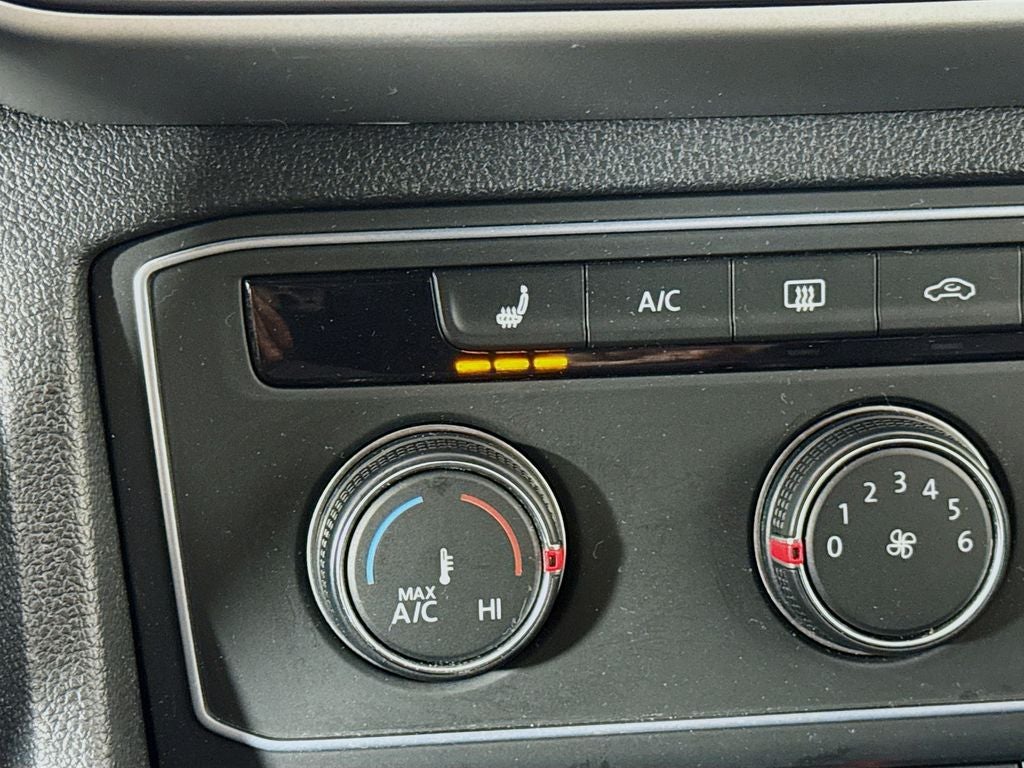 2022 Volkswagen Atlas Cross Sport 2.0T SE