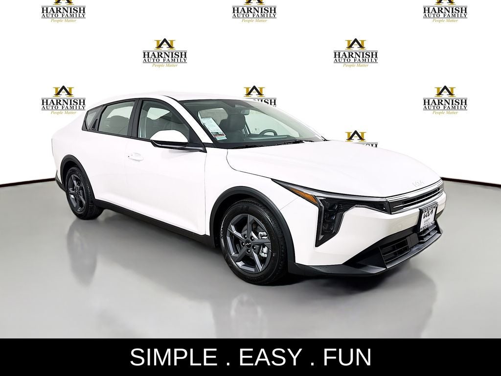 2026 Kia K4 LXS