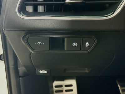 2025 Kia K4 GT-Line Turbo