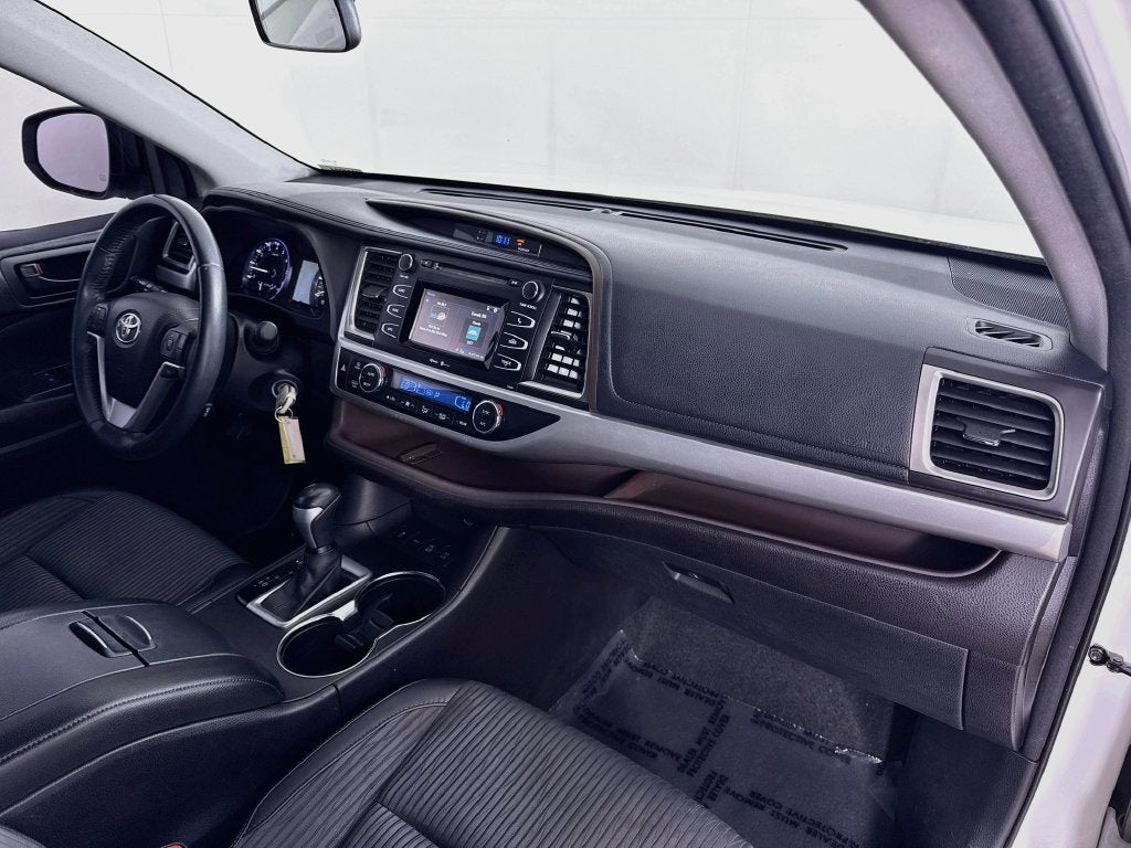 2015 Toyota Highlander LE Plus V6