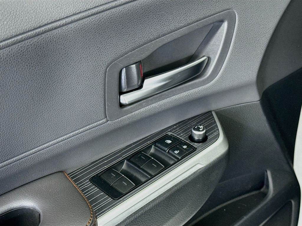 2021 Toyota Sienna XSE 7 Passenger