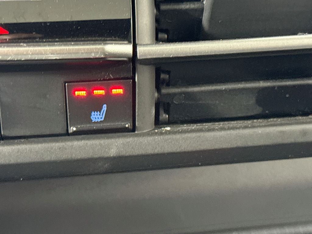 2021 Toyota Sienna XSE 7 Passenger