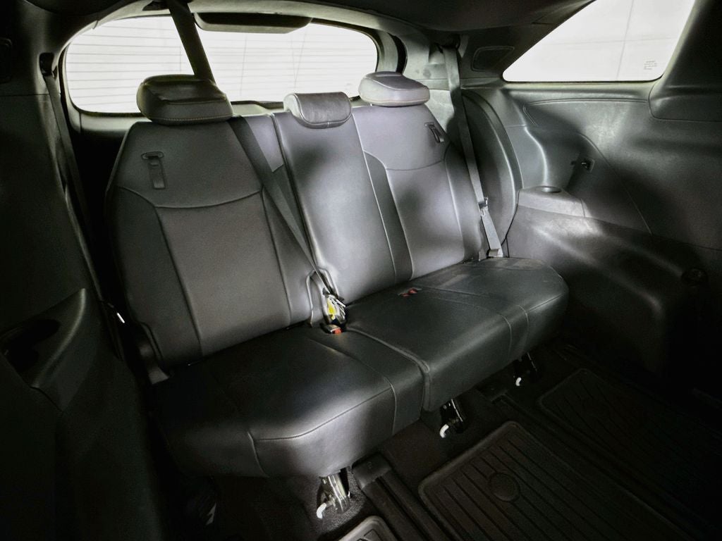 2021 Toyota Sienna XSE 7 Passenger