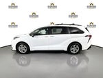 2021 Toyota Sienna XSE 7 Passenger