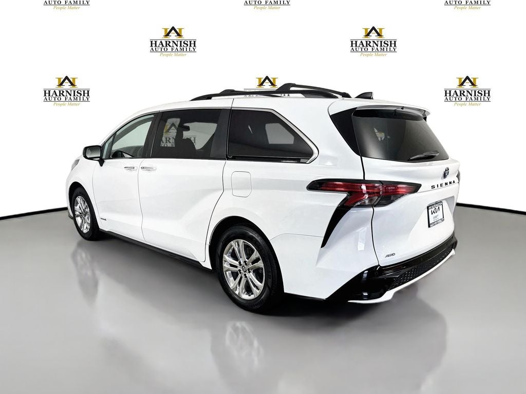 2021 Toyota Sienna XSE 7 Passenger