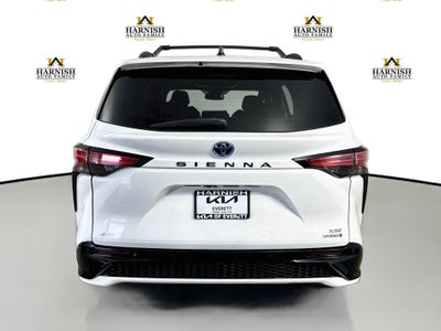 2021 Toyota Sienna XSE 7 Passenger