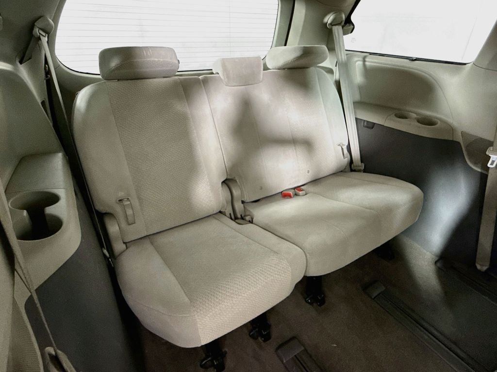 2011 Toyota Sienna LE