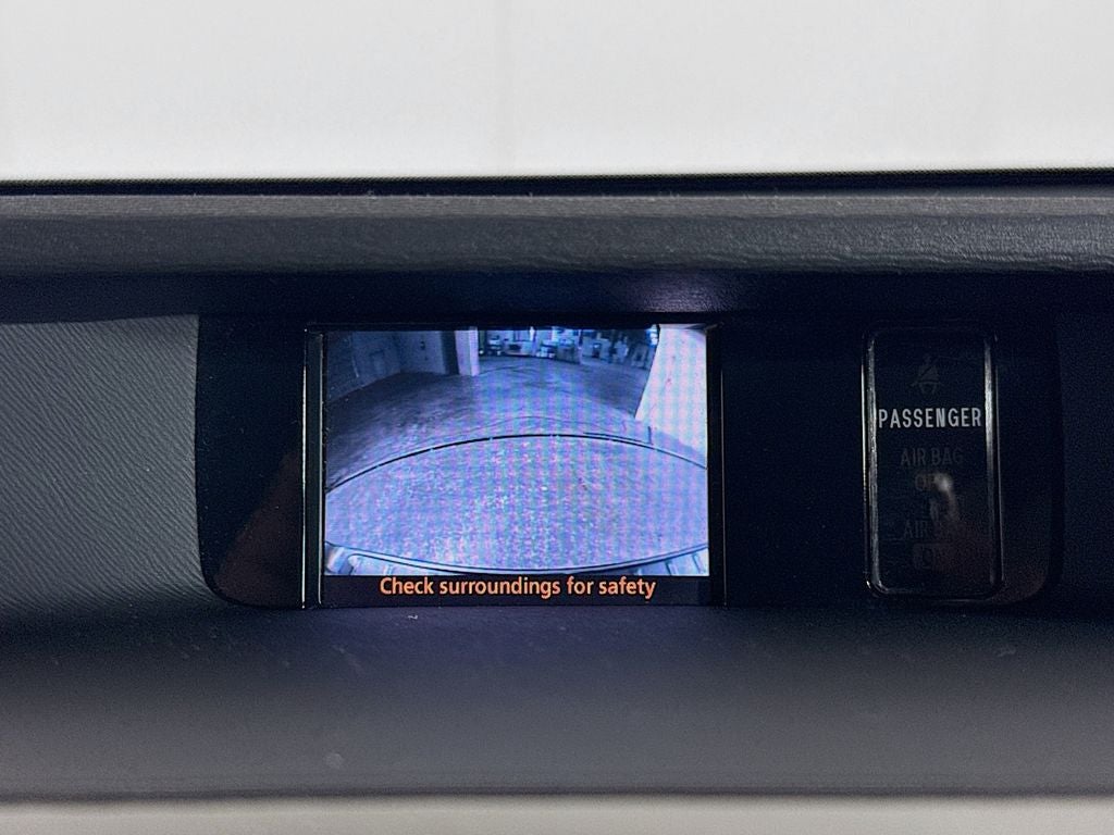 2011 Toyota Sienna LE Mobility Auto Access