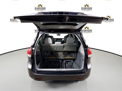 2011 Toyota Sienna LE Mobility Auto Access