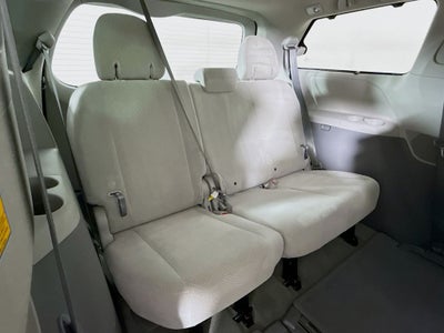 2011 Toyota Sienna LE Mobility Auto Access