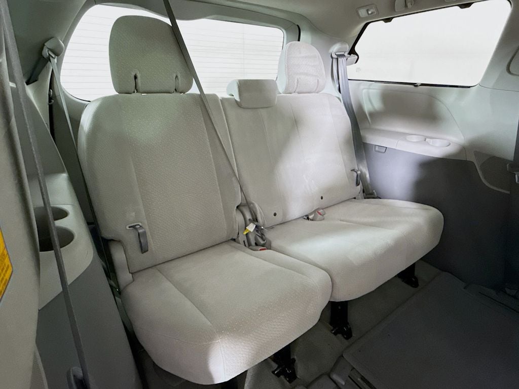 2011 Toyota Sienna LE Mobility Auto Access