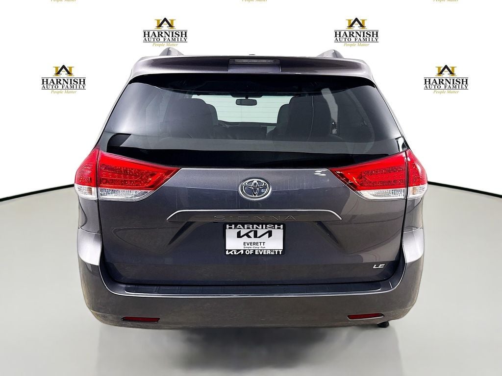 2011 Toyota Sienna LE Mobility Auto Access
