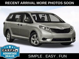 2015 Toyota Sienna SE 8 Passenger