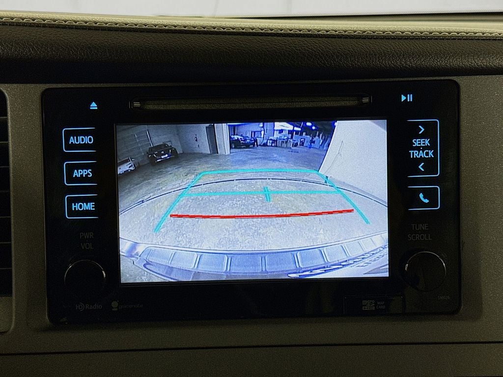 2015 Toyota Sienna XLE 8 Passenger