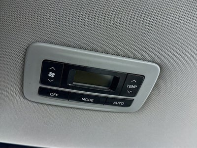 2015 Toyota Sienna XLE 8 Passenger