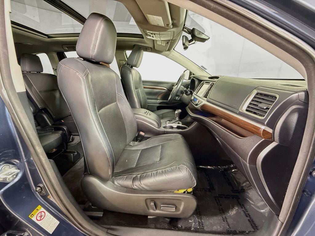 2014 Toyota Highlander Limited - Photo 35