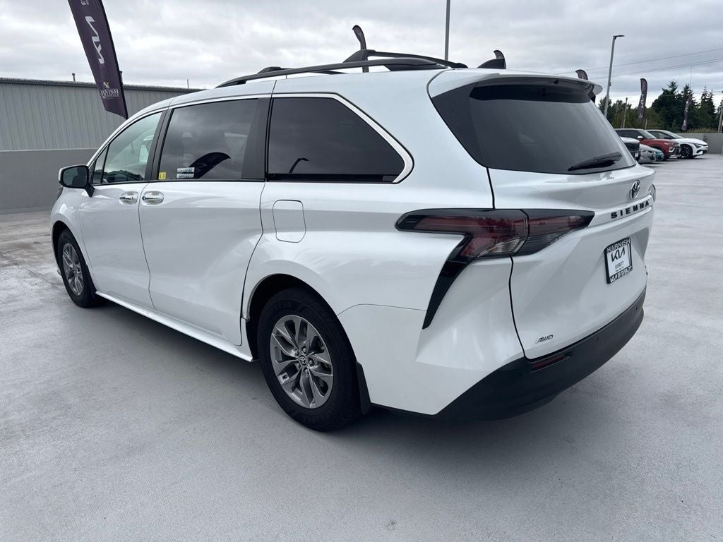 2023 Toyota Sienna XLE 7 Passenger