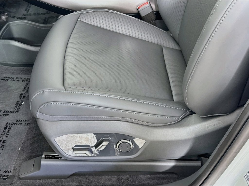 2026 Kia EV9 Light Long Range
