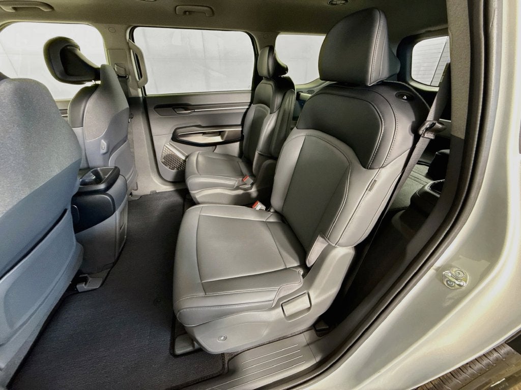 2026 Kia EV9 Light Long Range
