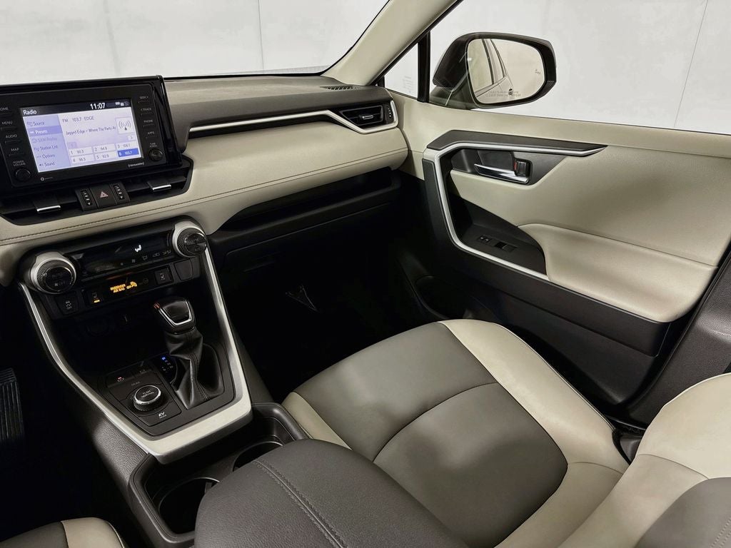 2021 Toyota RAV4 Hybrid XLE Premium